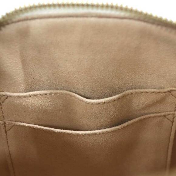 Gucci GG Shoulder Bag - Picture 8 of 9